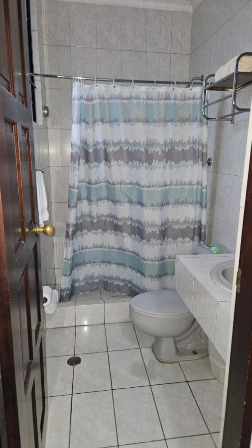 Hotel Valladolid Heredia Esterno foto