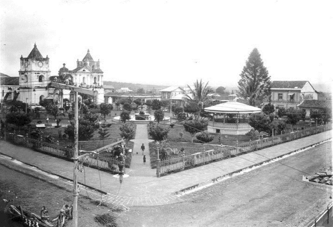 Hotel Valladolid Heredia Esterno foto